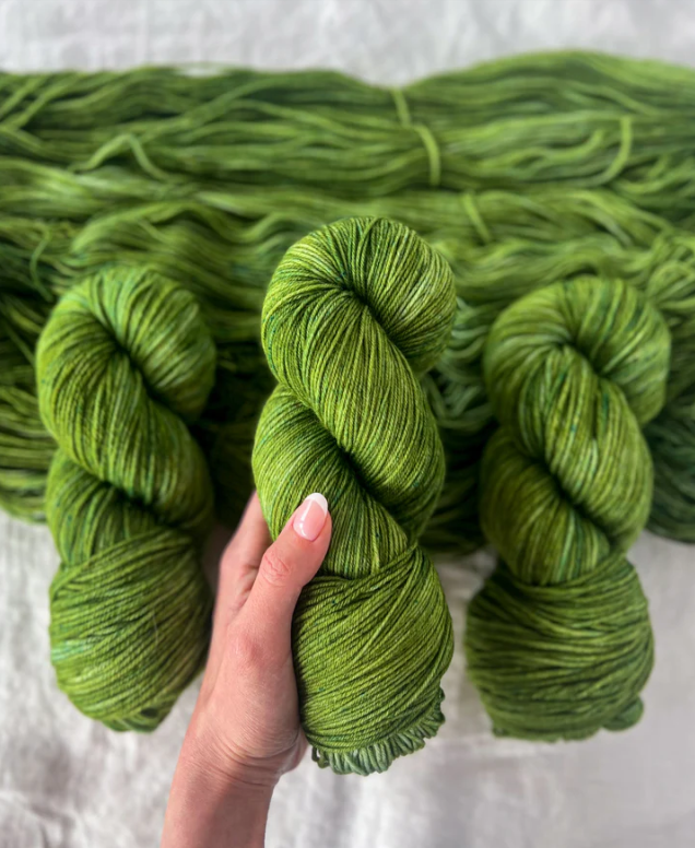 Ruby and Roses - Rose Worsted