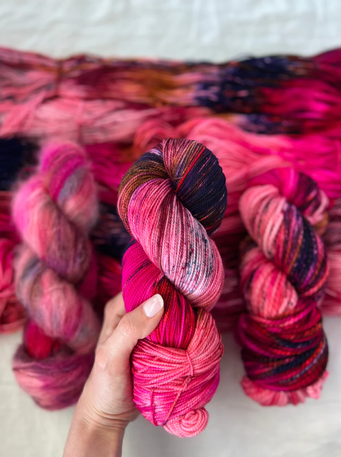 Ruby and Roses - Rose DK