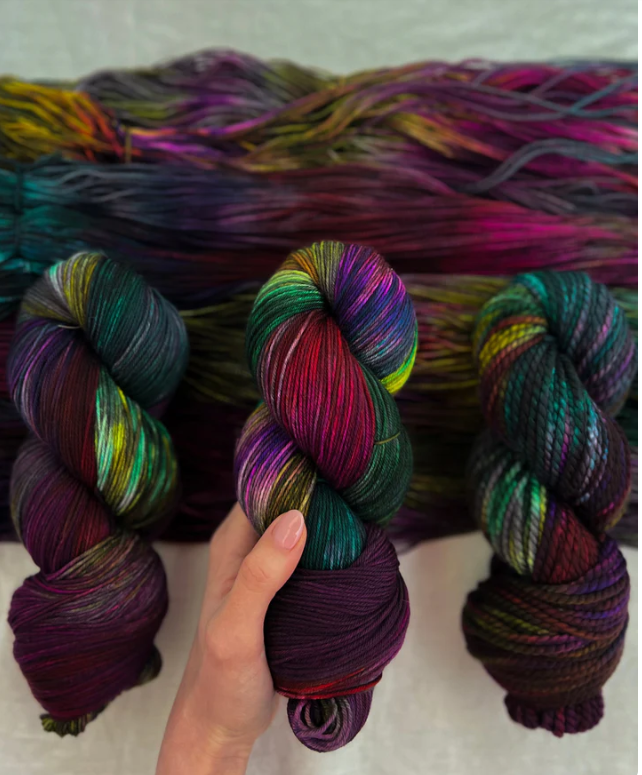 Ruby and Roses - Rose DK