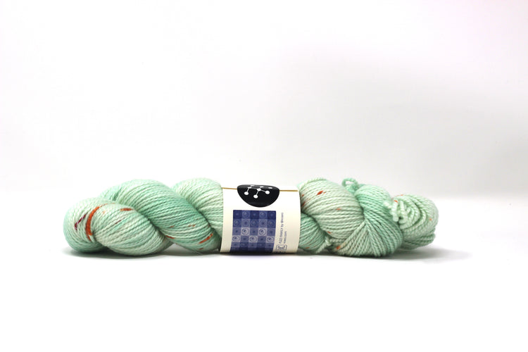 KraeO Fuzz Family Yarn - Uncle Mulberry