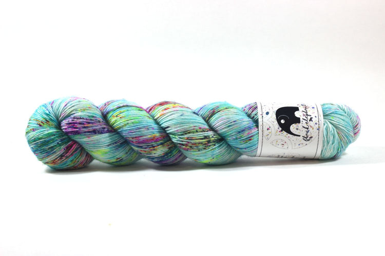 Black Elephant - Merino Singles Fingering