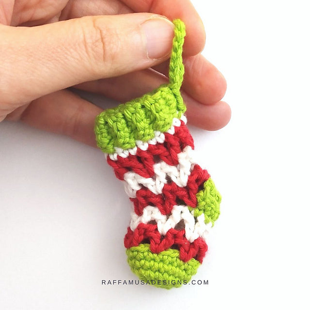 Christmas in July - Mini Stockings (Crochet)