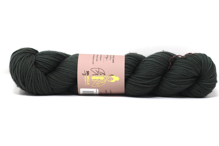 Sewrella Yarn - Classic Worsted
