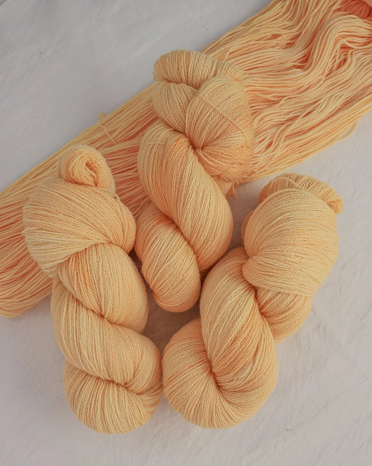 Ruby and Roses - Rose DK