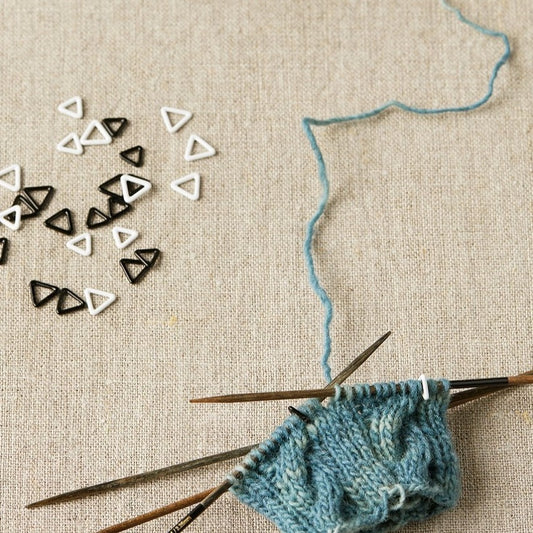 Cocoknits - Triangle Stitch Markers (XS)